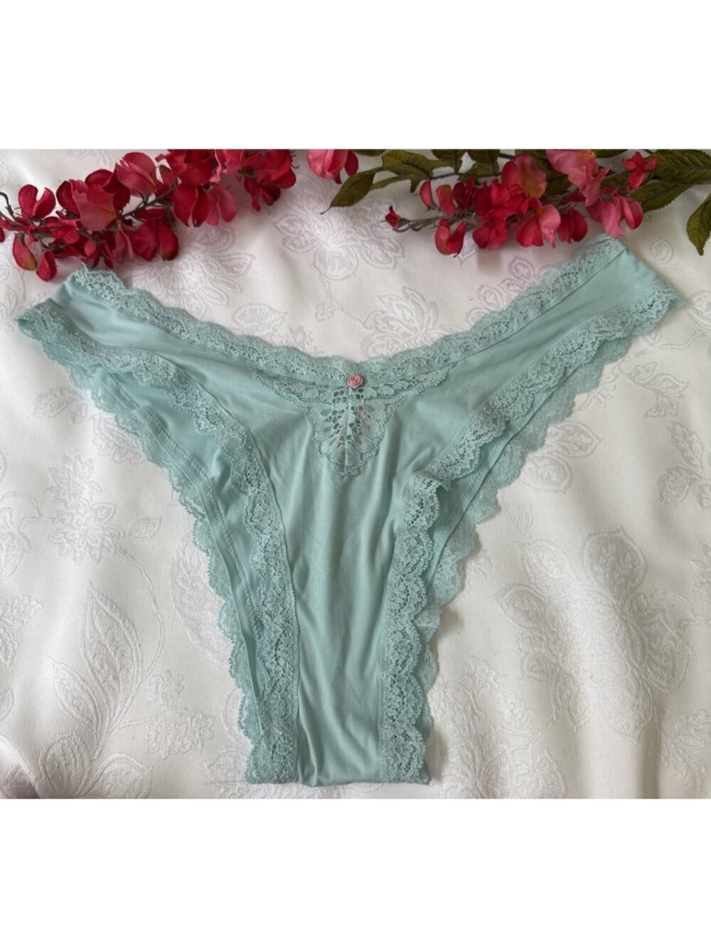 VICTORIA'S SECRET S TURQUOISE BLUE SILKY BRAZILIAN DREAM ANGELS THONG PANTIES